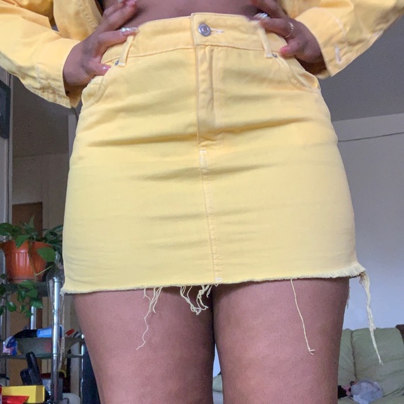 Topshop Yellow Denim Mini Skirt - Picture 2 of 3